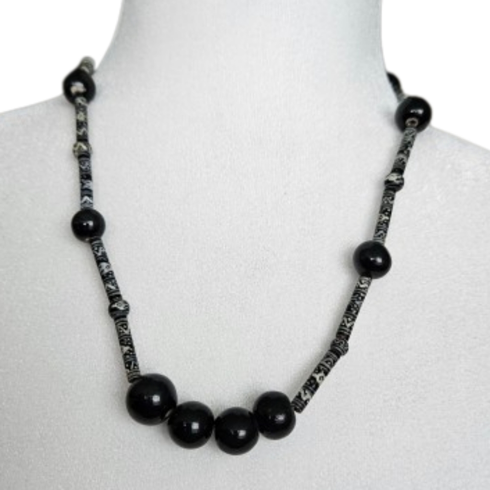 Vintage Single Strand Beaded Black Necklace Mid Length